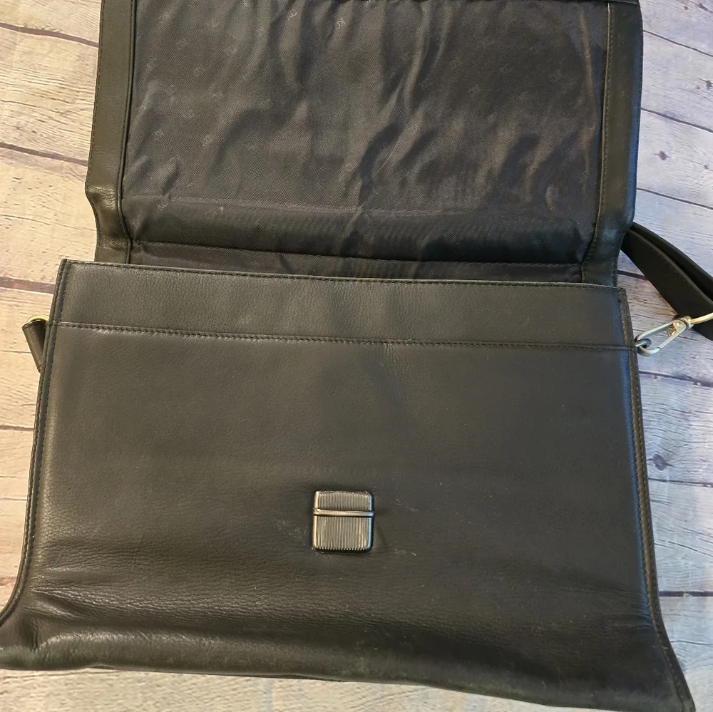 Kenneth Cole New York kenneth cole